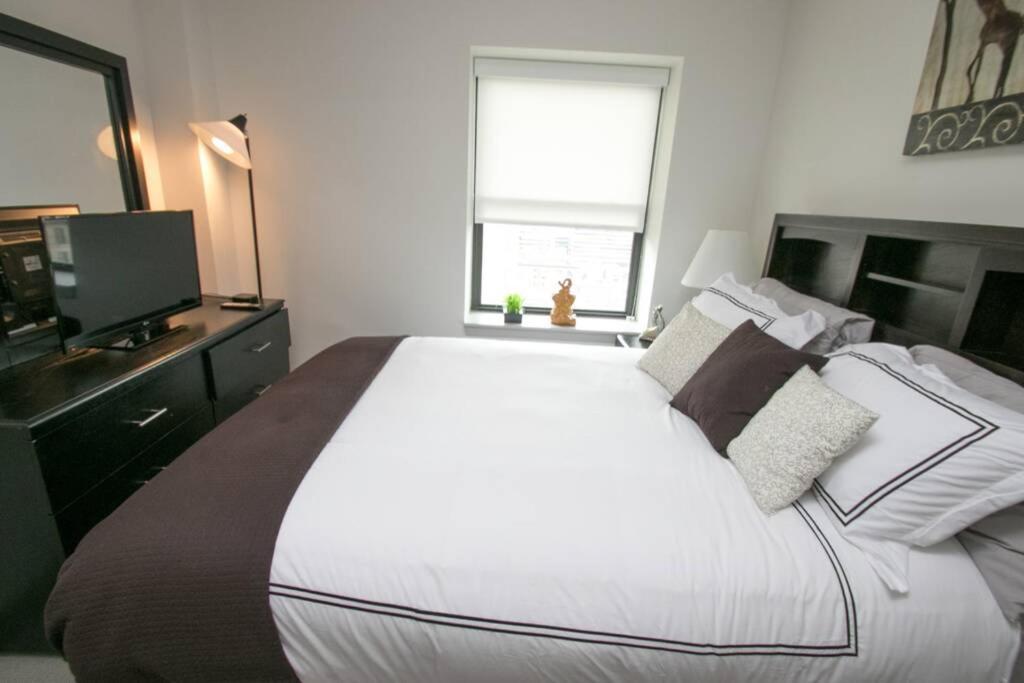 Apartment Ultra Modern New 1br 1ba By Rittenhouse Doorman!!! Philadelphia